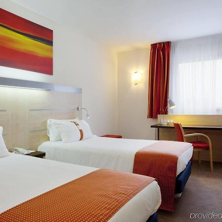 Holiday Inn Express Vitoria, An Ihg Hotel Szoba fotó
