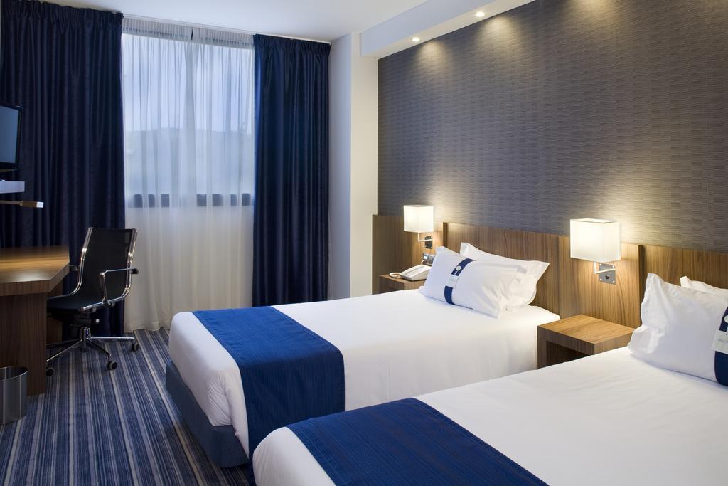 Holiday Inn Express Vitoria By Ihg Kültér fotó