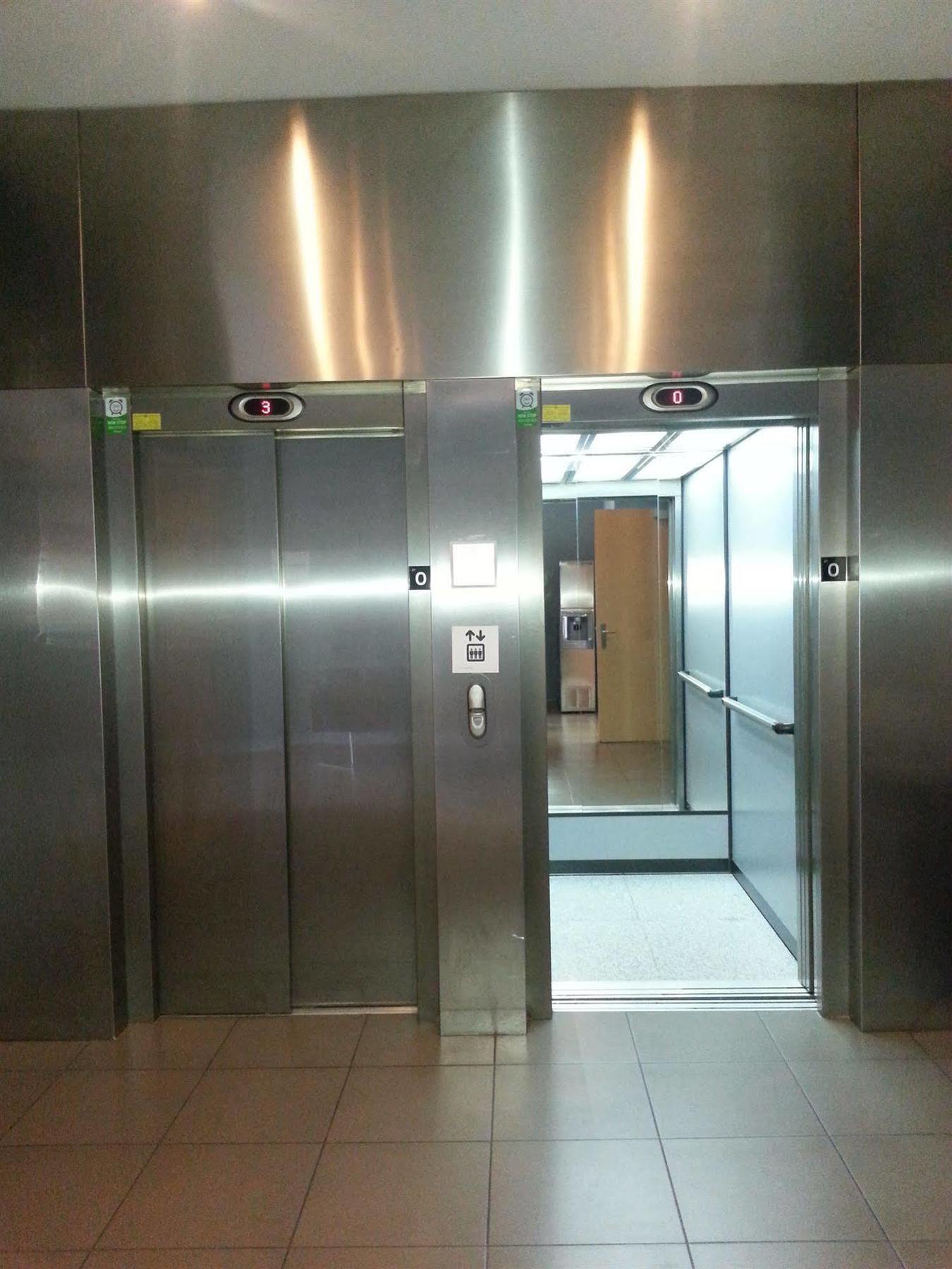 Holiday Inn Express Vitoria By Ihg Kültér fotó