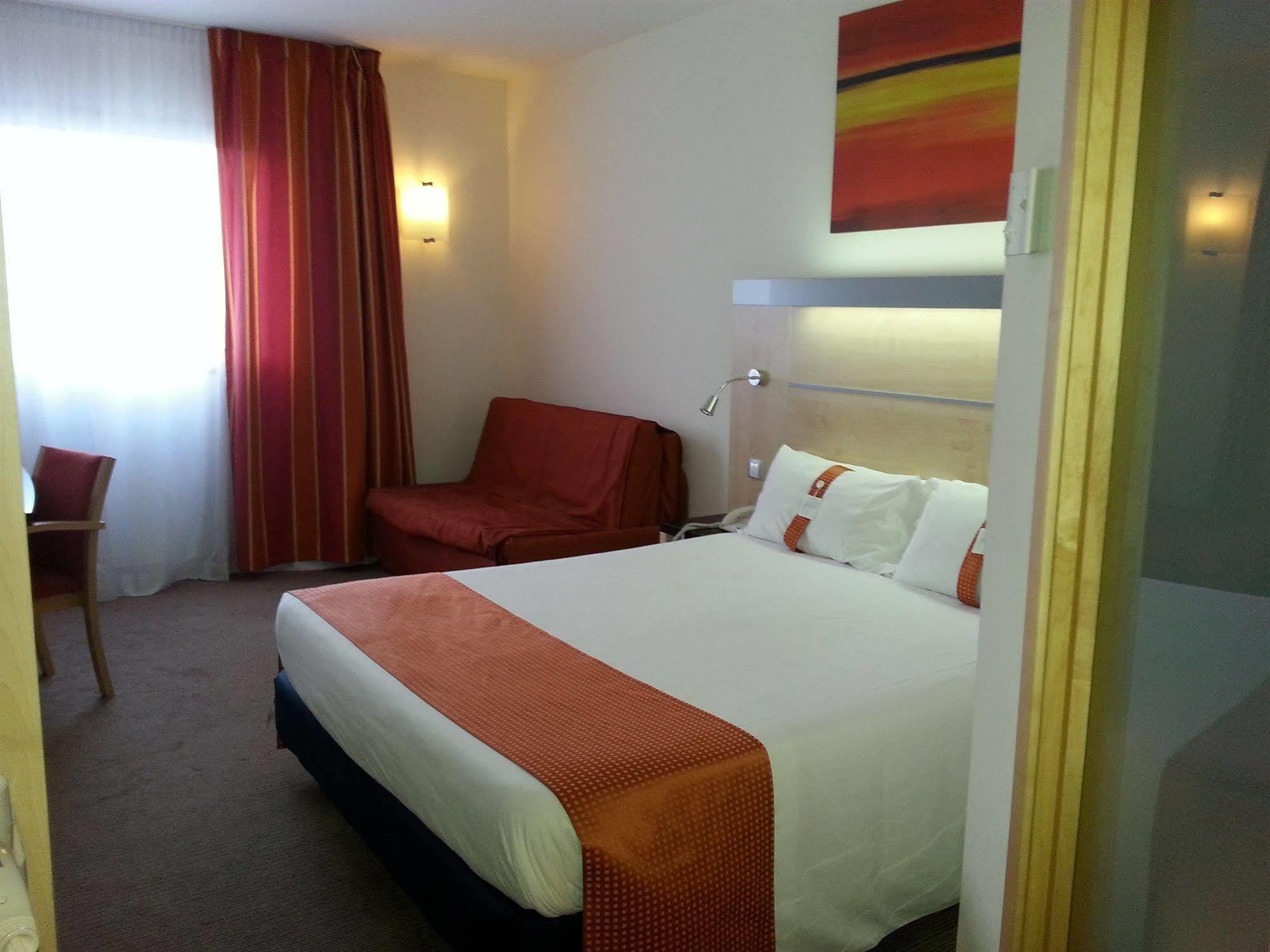 Holiday Inn Express Vitoria, An Ihg Hotel Kültér fotó
