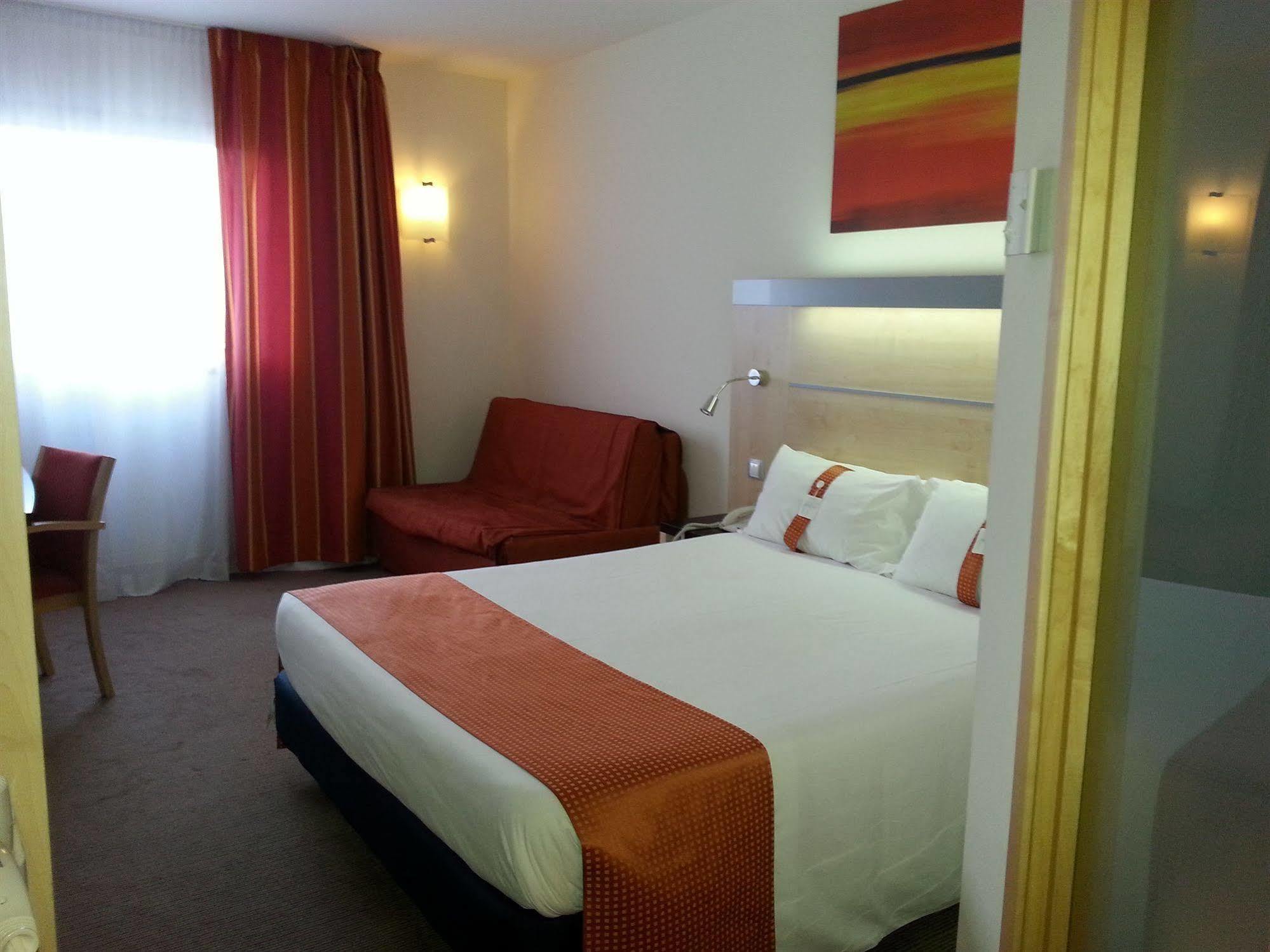 Holiday Inn Express Vitoria By Ihg Kültér fotó