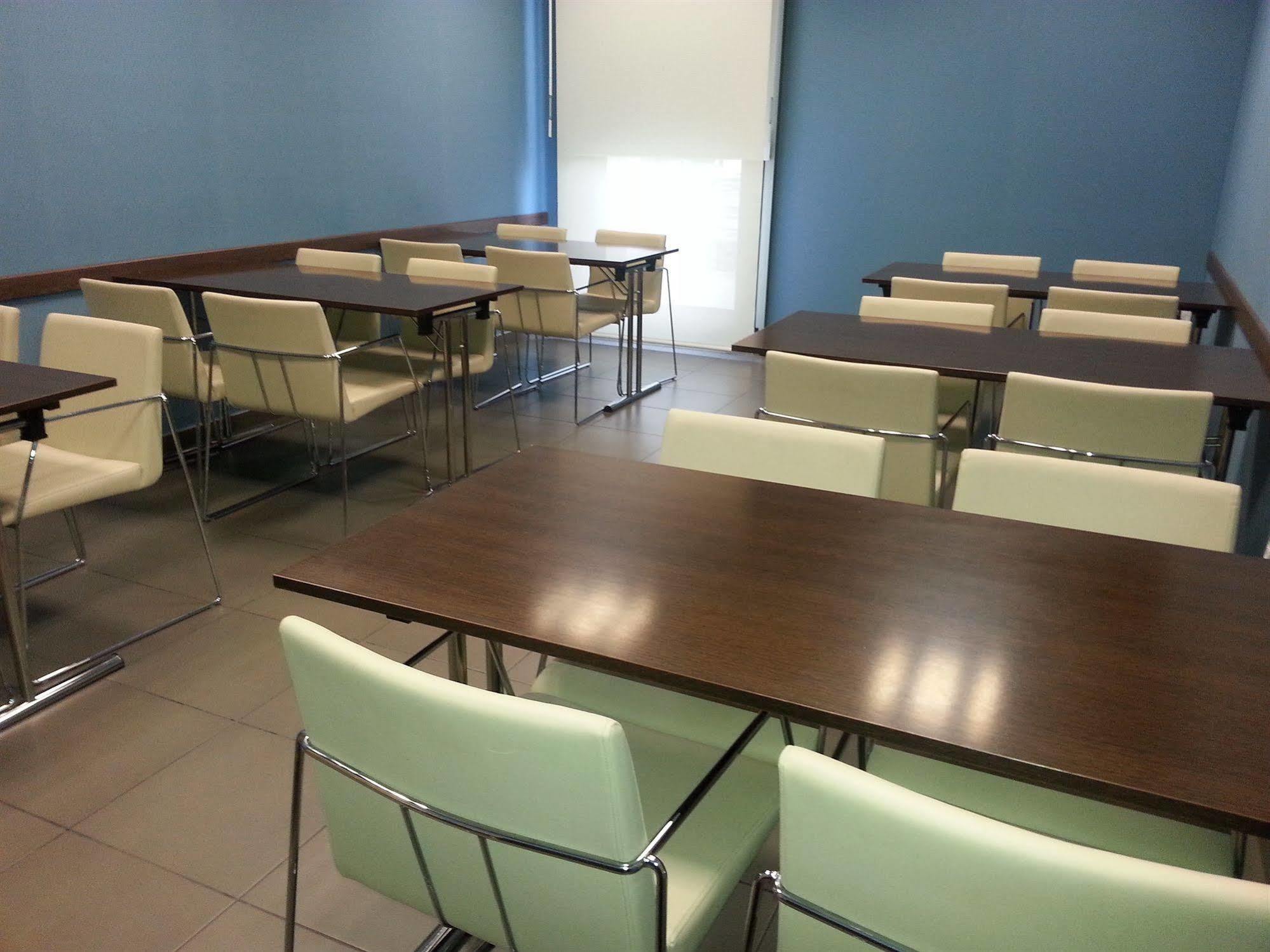 Holiday Inn Express Vitoria By Ihg Kültér fotó
