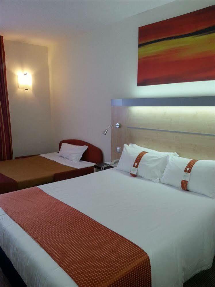Holiday Inn Express Vitoria By Ihg Kültér fotó