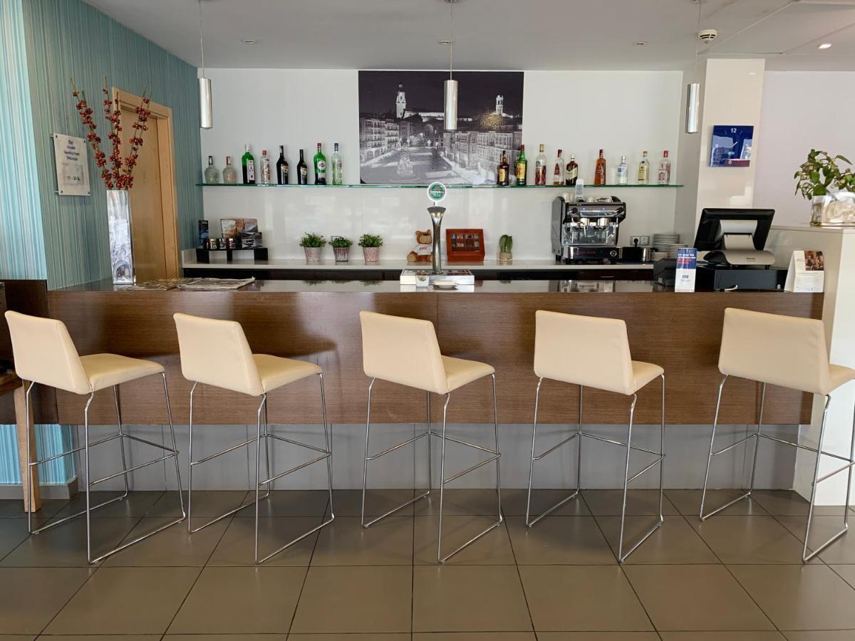 Holiday Inn Express Vitoria By Ihg Kültér fotó